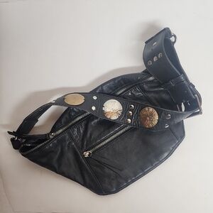Free People Vintage Black Leather Logo Unisex Belt Bag. Rare Ren Faire Quality